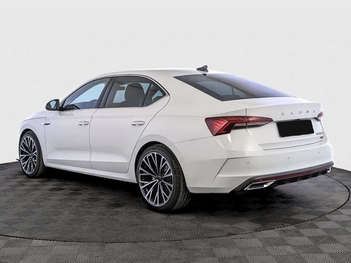 Шкода Октавия б/у, 2023, Роботизированная. Фото: #5