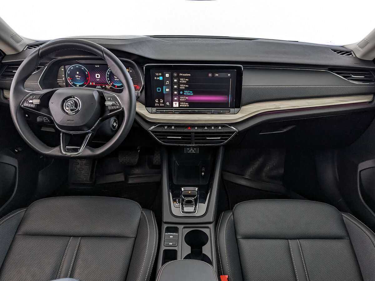 Шкода Октавия б/у, 2023, Роботизированная. Фото: #8