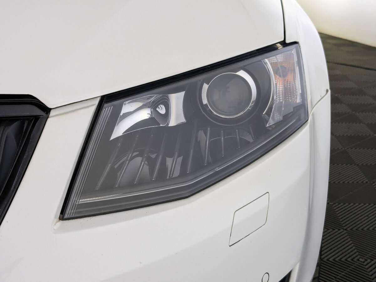 Шкода Октавия б/у, 2014, Роботизированная. Фото: #9