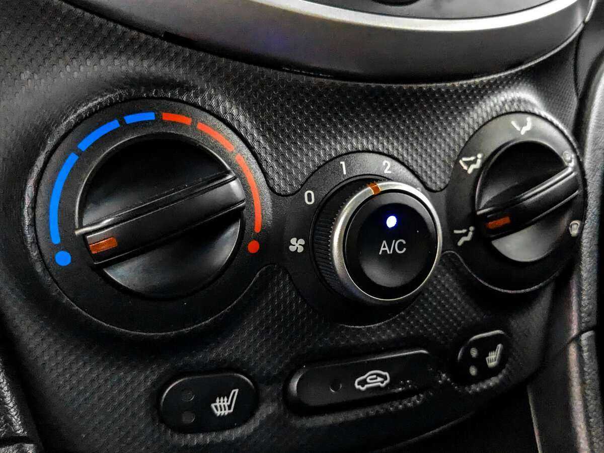 Хендай Солярис б/у, 2015, Автоматическая. Фото: #20