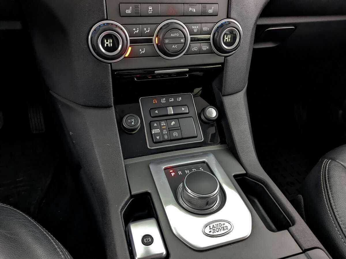 Лэнд Ровер Дискавери б/у, 2015, Автоматическая. Фото: #17