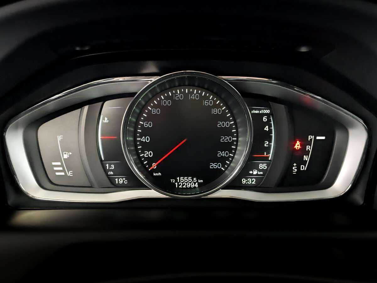 Вольво ИксЦ60 б/у, 2015, Автоматическая. Фото: #12