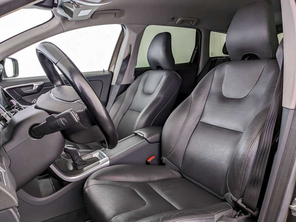 Вольво ИксЦ60 б/у, 2015, Автоматическая. Фото: #18