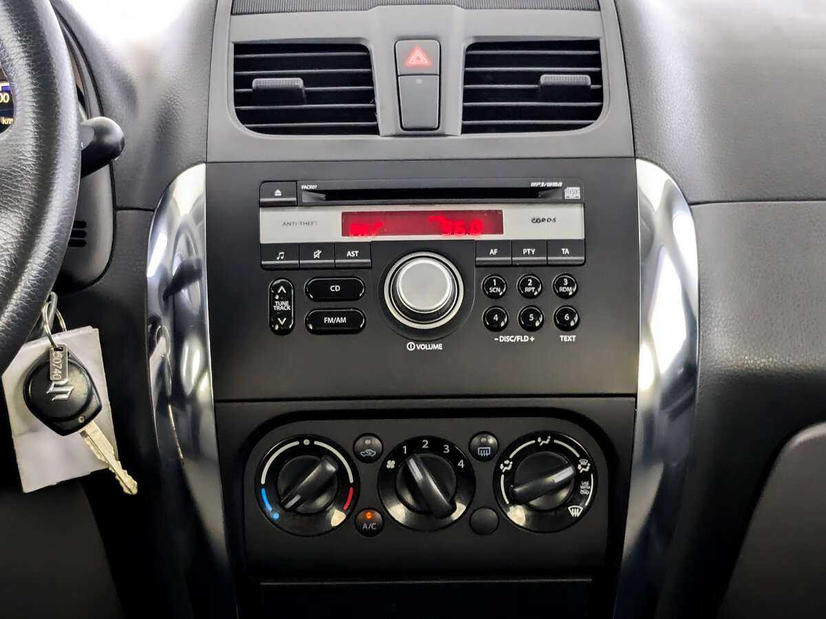 Сузуки С-Икс4 б/у, 2013, Автоматическая. Фото: #12