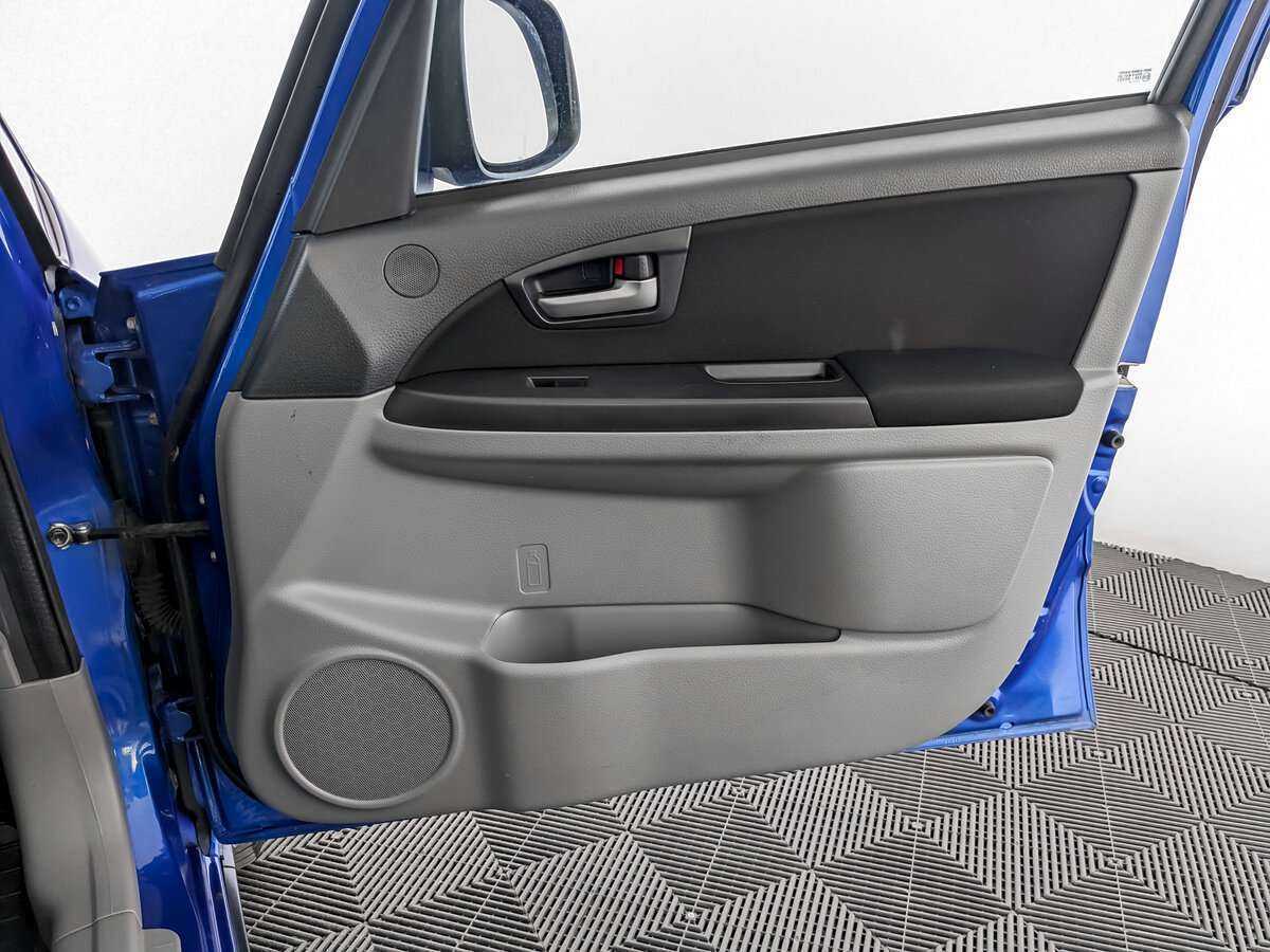 Сузуки С-Икс4 б/у, 2013, Автоматическая. Фото: #19