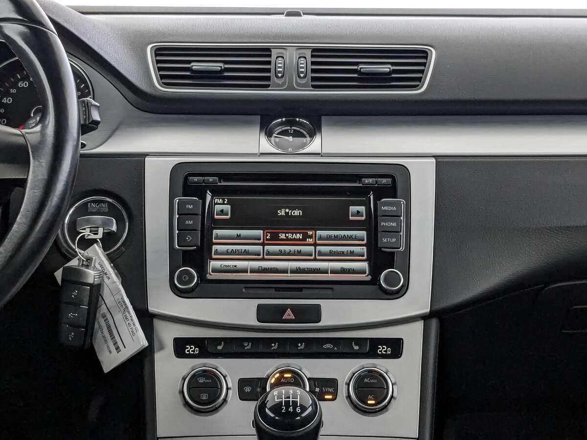 Volkswagen Passat CC б/у, 2012, Механическая. Фото: #12