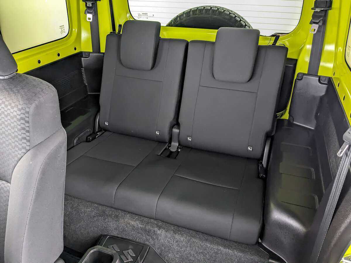 Suzuki Jimny б/у, 2019, Механическая. Фото: #9