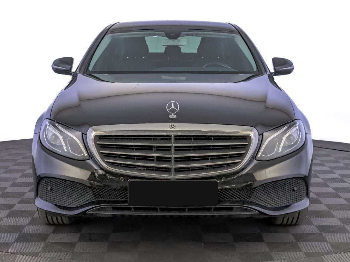 Мерседес-Бенц Е-Класс б/у, 2018, Автоматическая. Фото: #1