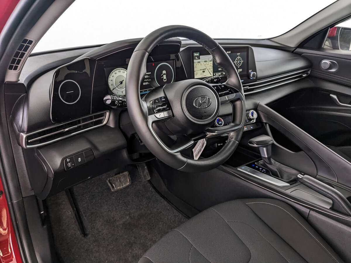 Hyundai Elantra б/у, 2021, Автоматическая. Фото: #11