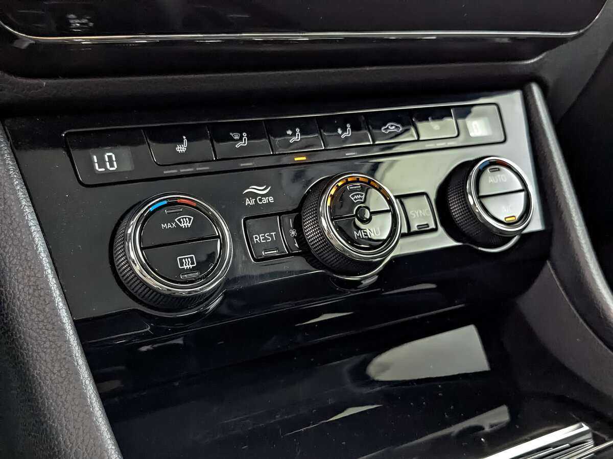 Skoda Superb б/у, 2019, Роботизированная. Фото: #16