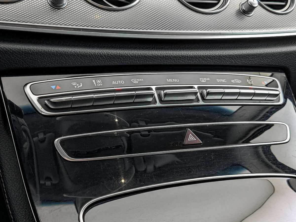 Мерседес-Бенц Е-Класс б/у, 2018, Автоматическая. Фото: #20