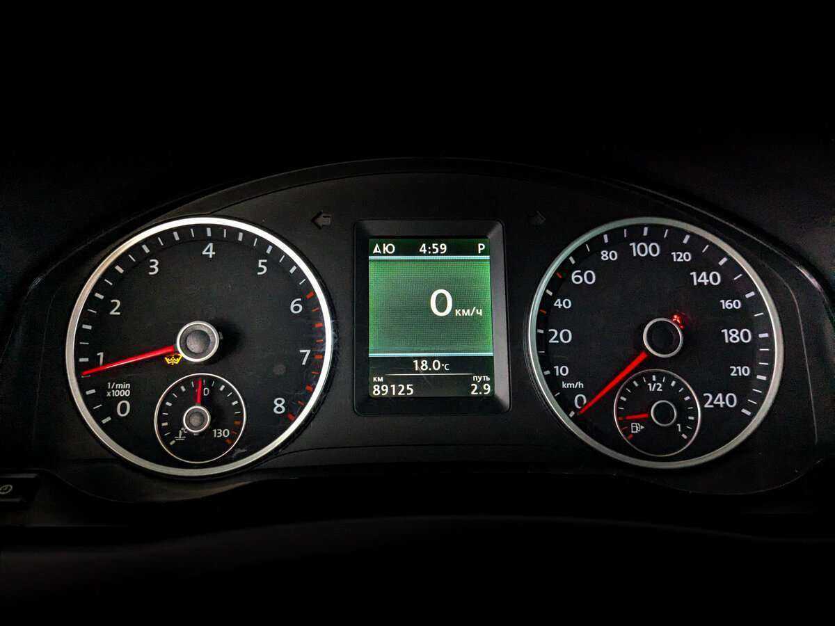 Volkswagen Tiguan б/у, 2013, Автоматическая. Фото: #10