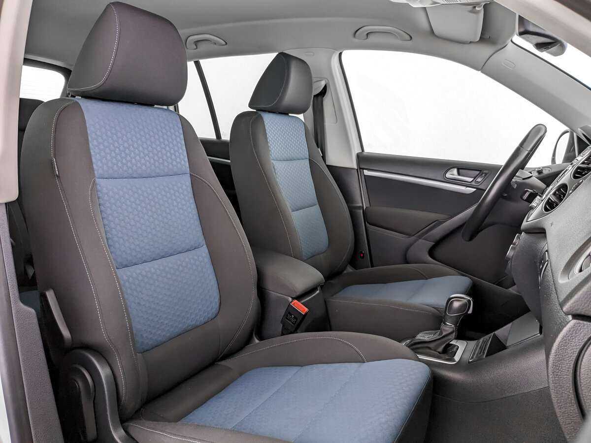 Volkswagen Tiguan б/у, 2013, Автоматическая. Фото: #18