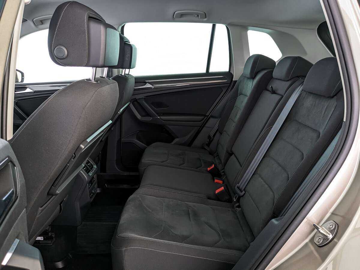 Volkswagen Tiguan б/у, 2018, Роботизированная. Фото: #13