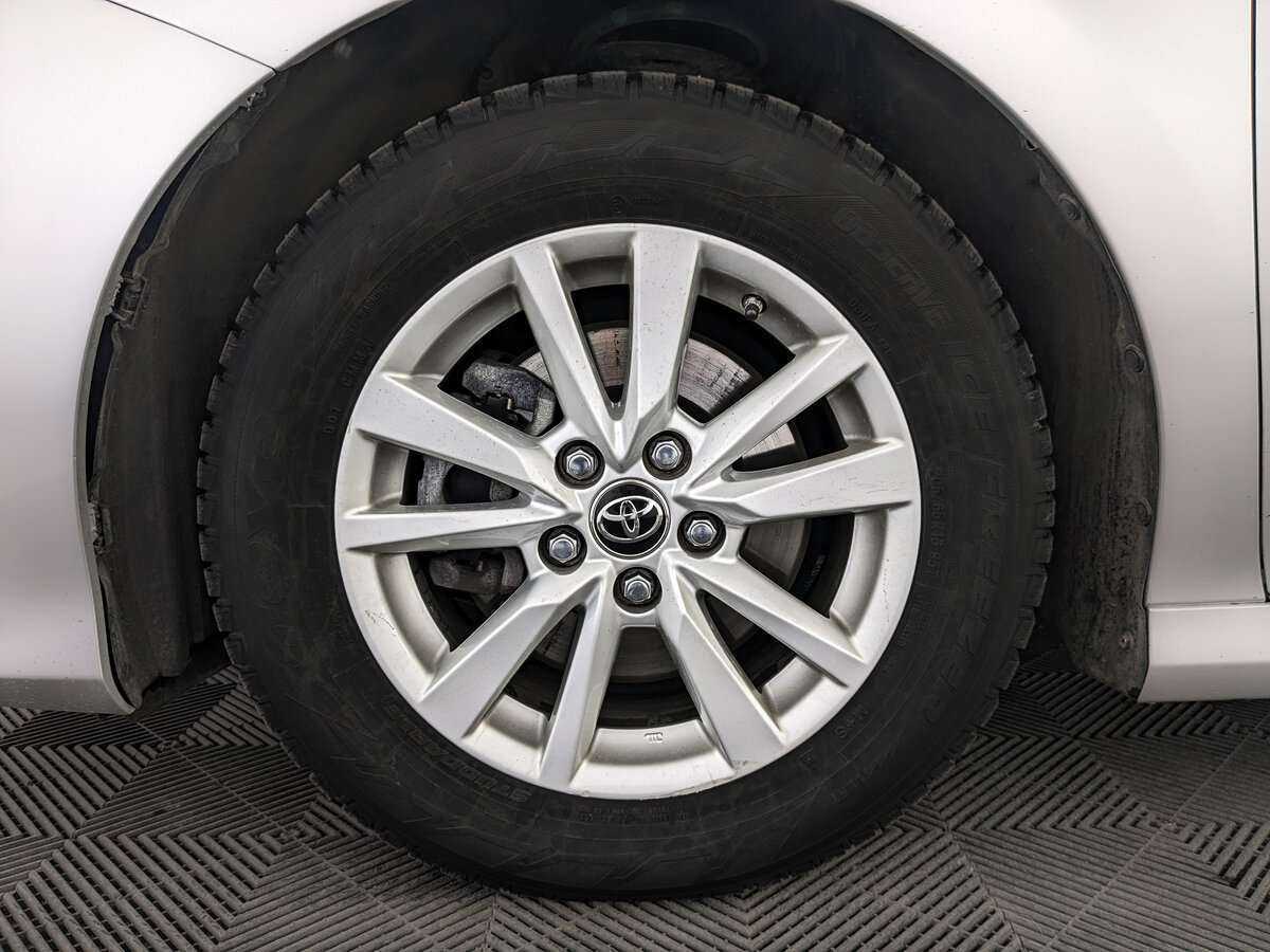 Тойота Камри б/у, 2020, Автоматическая. Фото: #11