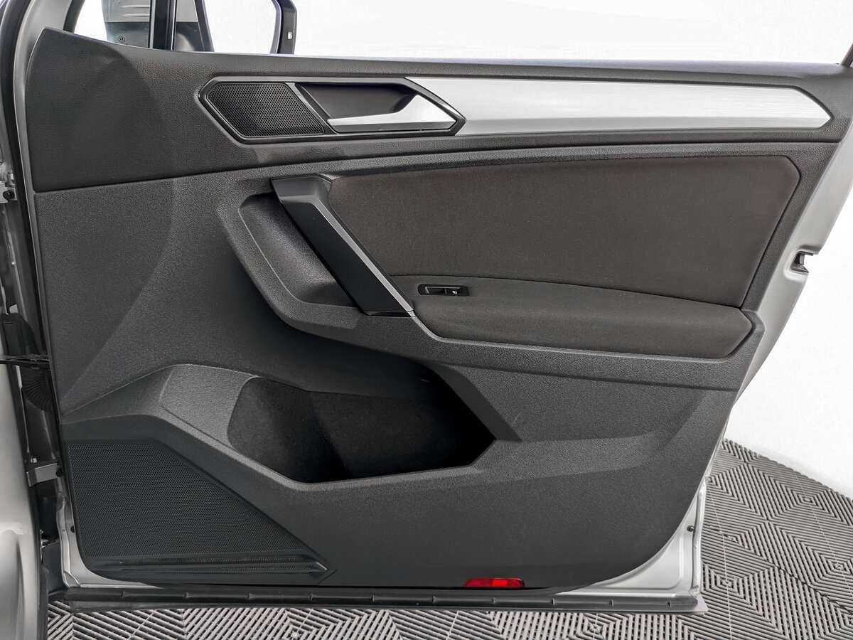 Volkswagen Tiguan б/у, 2017, Роботизированная. Фото: #19