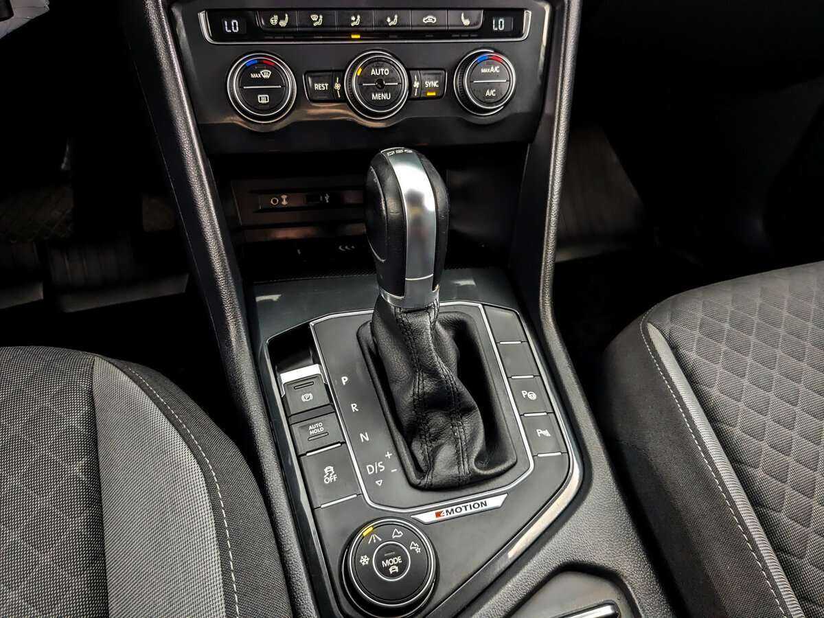 Volkswagen Tiguan б/у, 2017, Роботизированная. Фото: #20