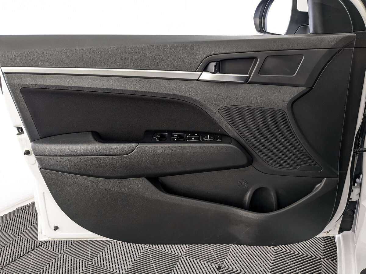 Hyundai Elantra б/у, 2020, Автоматическая. Фото: #14