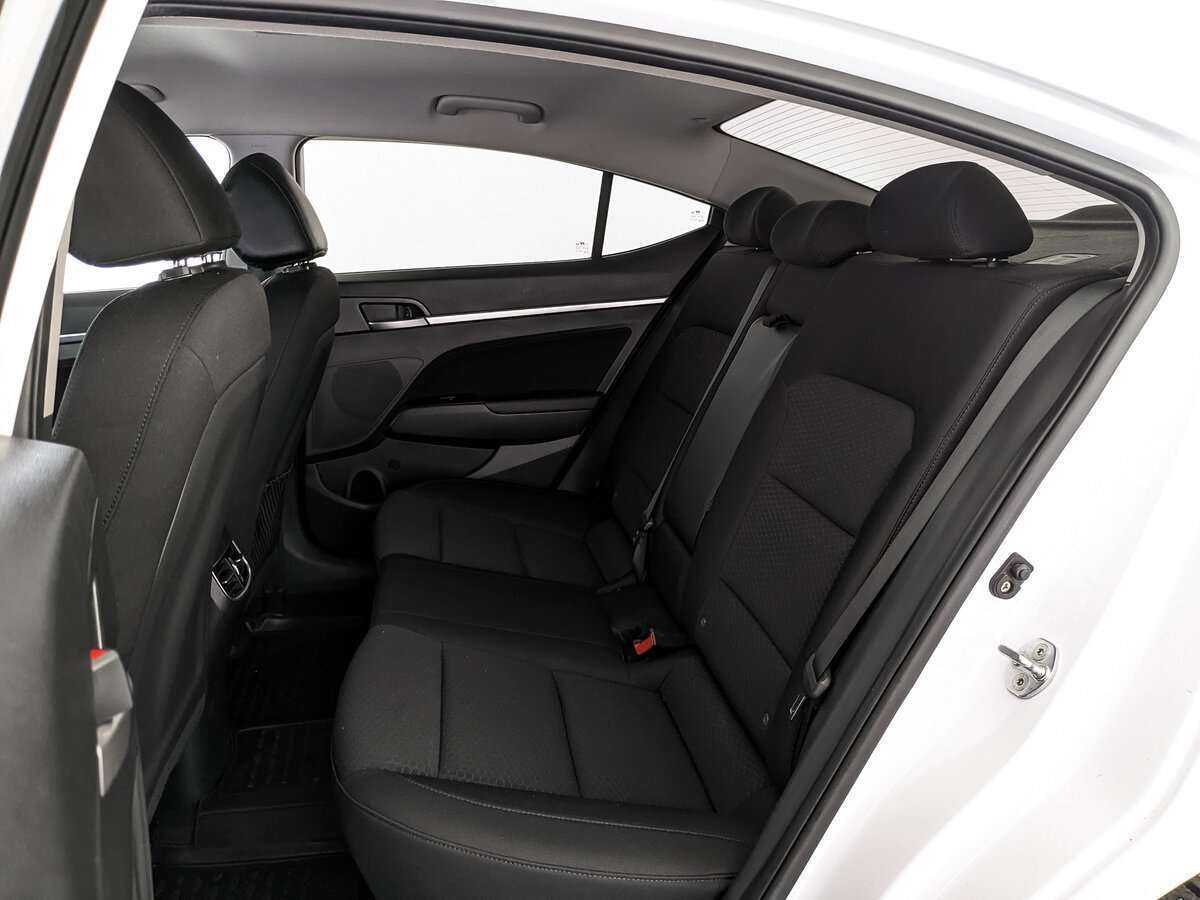 Hyundai Elantra б/у, 2020, Автоматическая. Фото: #13