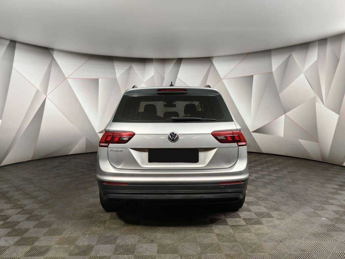Volkswagen Tiguan б/у, 2020, Механическая. Фото: #7