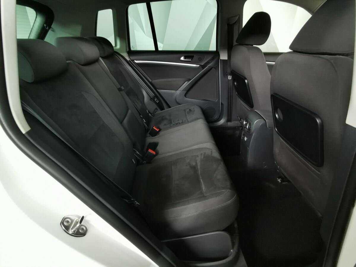 Volkswagen Tiguan б/у, 2013, Автоматическая. Фото: #13