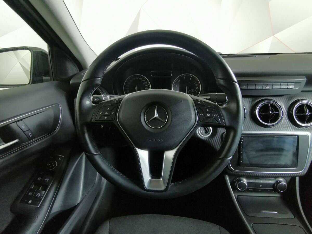 Mercedes-Benz A-Класс б/у, 2014, Роботизированная. Фото: #13
