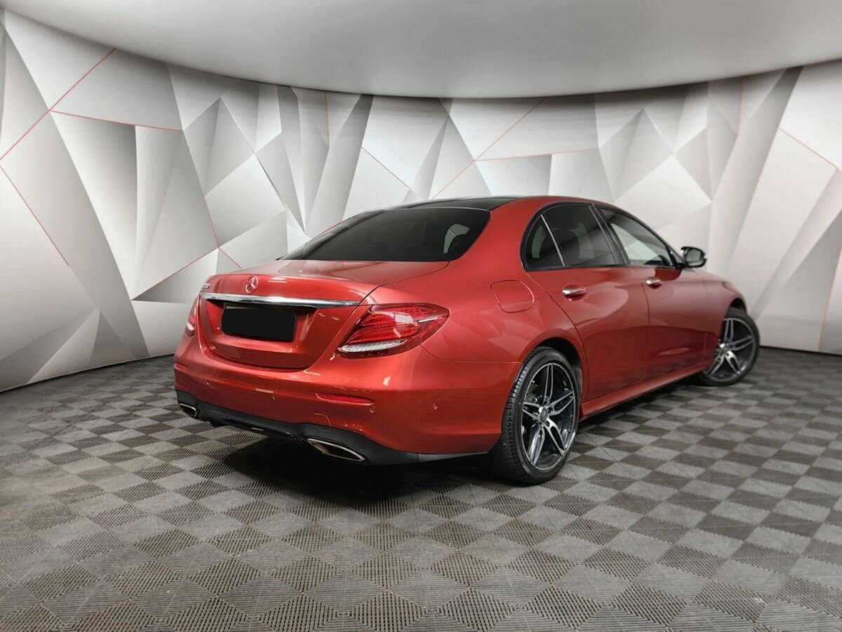 Mercedes-Benz E-Класс б/у, 2016, Автоматическая. Фото: #1