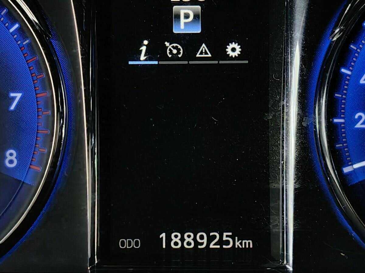 Тойота Камри б/у, 2017, Автоматическая. Фото: #13