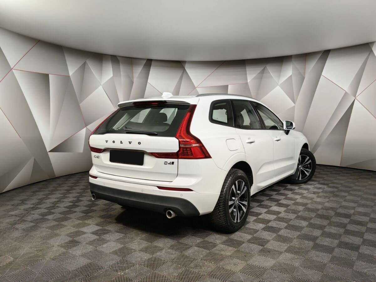 Volvo XC60 б/у, 2019, Автоматическая. Фото: #1