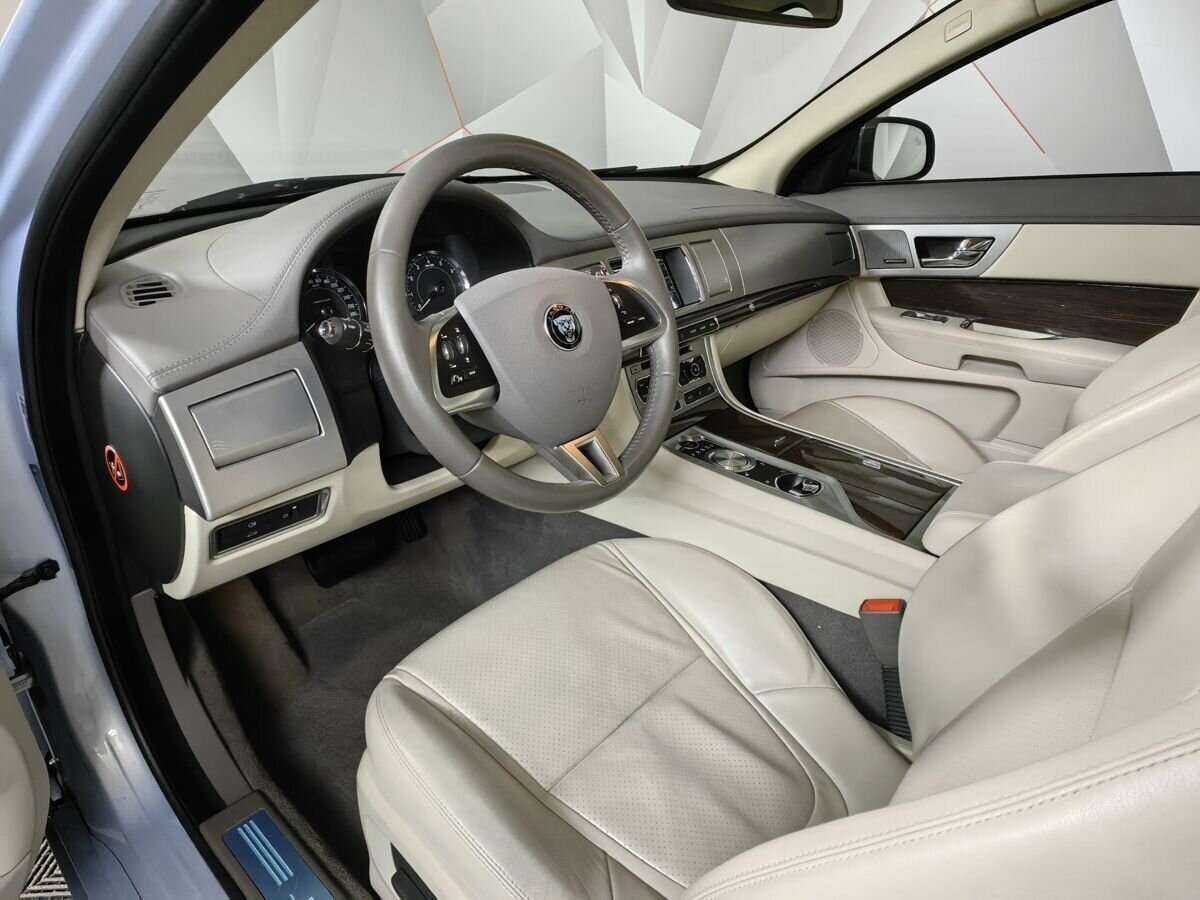 Jaguar XF б/у, 2014, Автоматическая. Фото: #13
