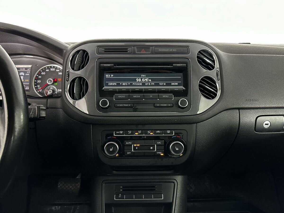 Volkswagen Tiguan б/у, 2013, Автоматическая. Фото: #11