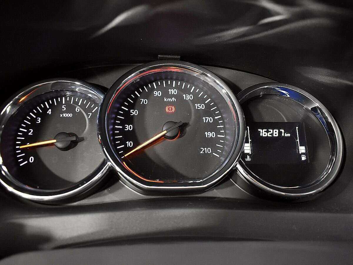 Рено Сандеро б/у, 2020, Механическая. Фото: #10