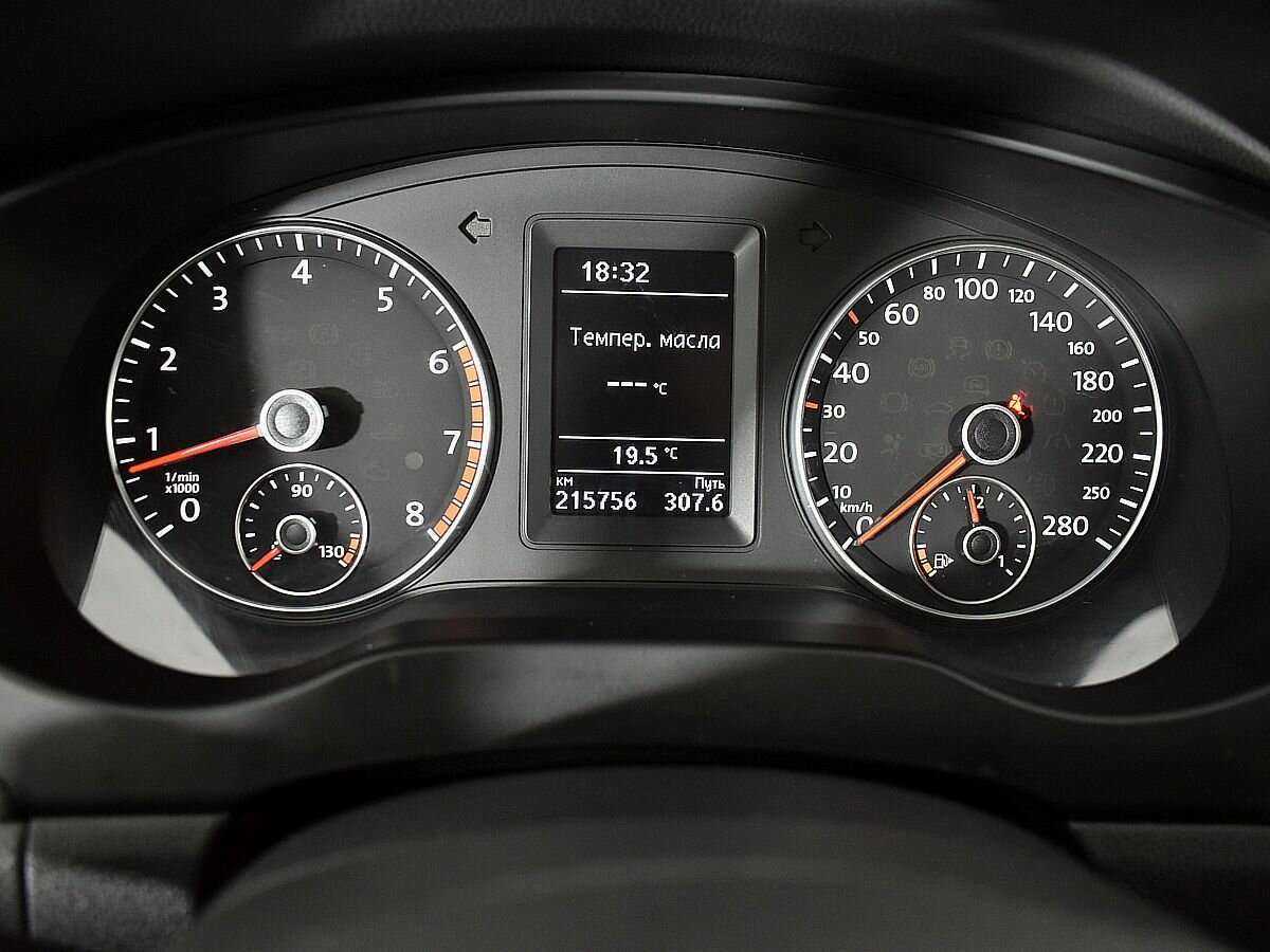 Volkswagen Jetta б/у, 2014, Механическая. Фото: #10