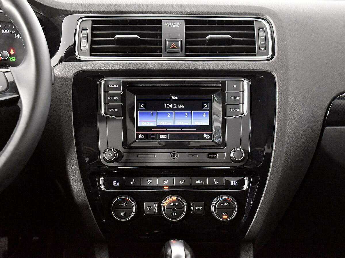 Volkswagen Jetta б/у, 2017, Роботизированная. Фото: #11