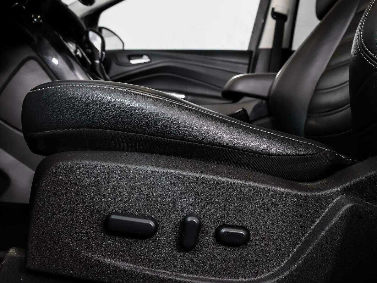 Форд Куга б/у, 2016, Автоматическая. Фото: #7