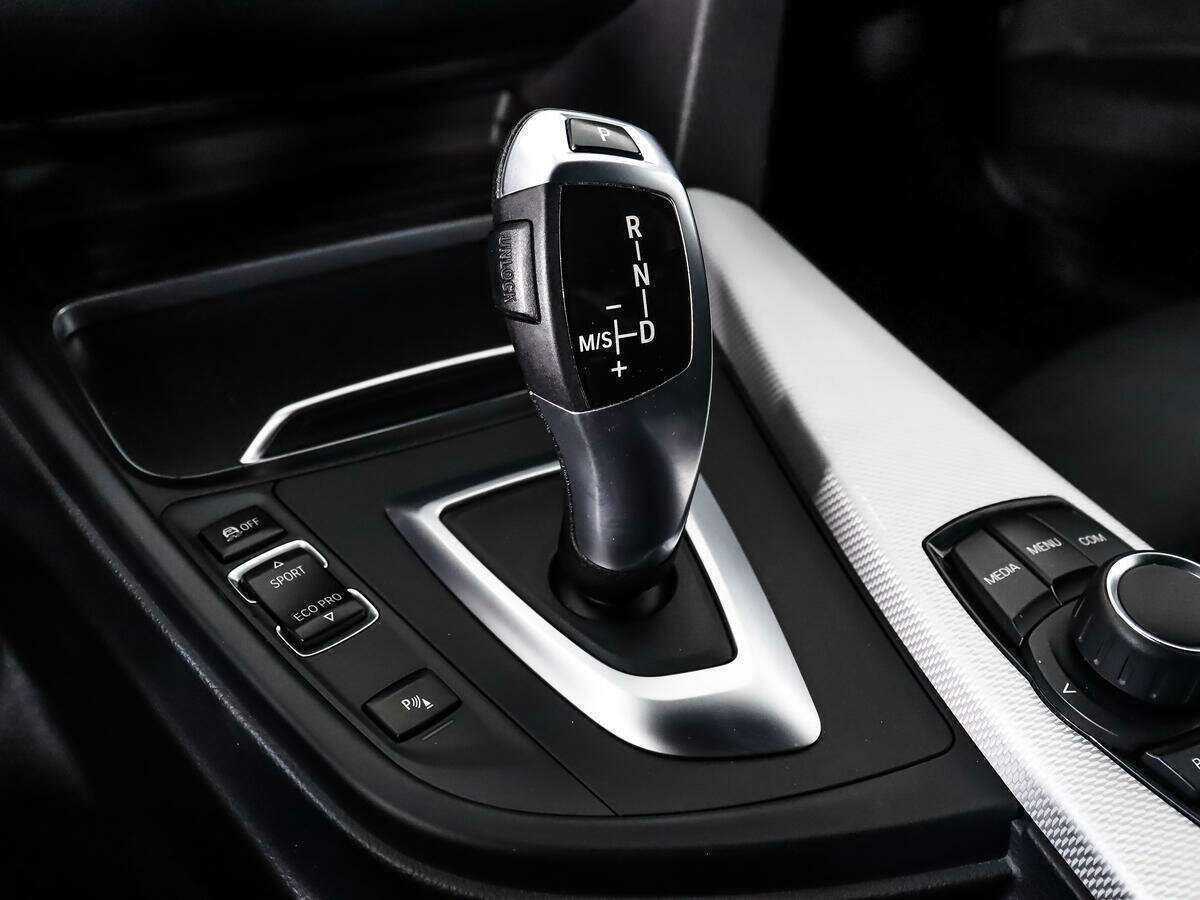 БМВ 3 серии б/у, 2018, Автоматическая. Фото: #9