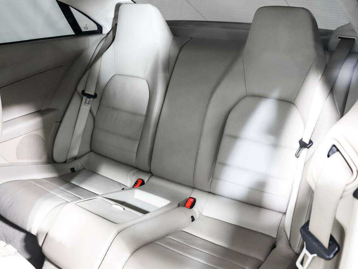 Мерседес-Бенц Е-Класс б/у, 2012, Автоматическая. Фото: #11