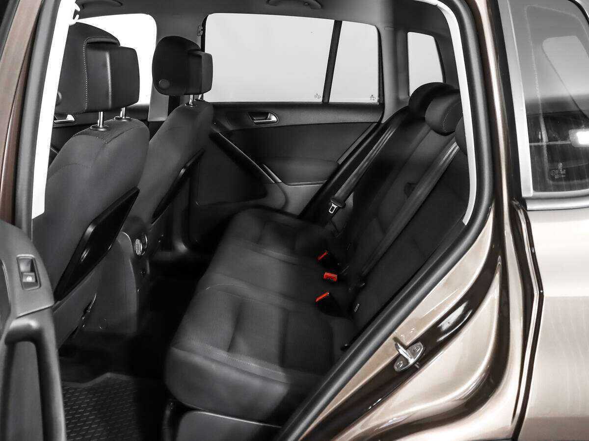 Volkswagen Tiguan б/у, 2014, Роботизированная. Фото: #9