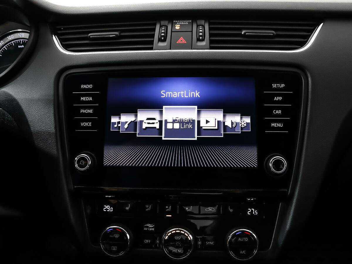 Шкода Октавия б/у, 2018, Роботизированная. Фото: #12