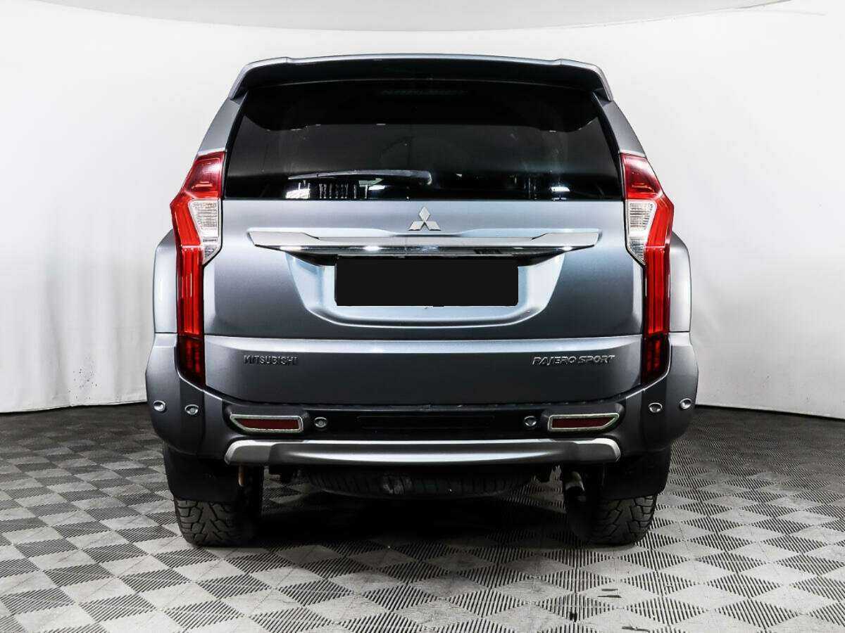 Митсубиши Паджеро Спорт б/у, 2016, Автоматическая. Фото: #4