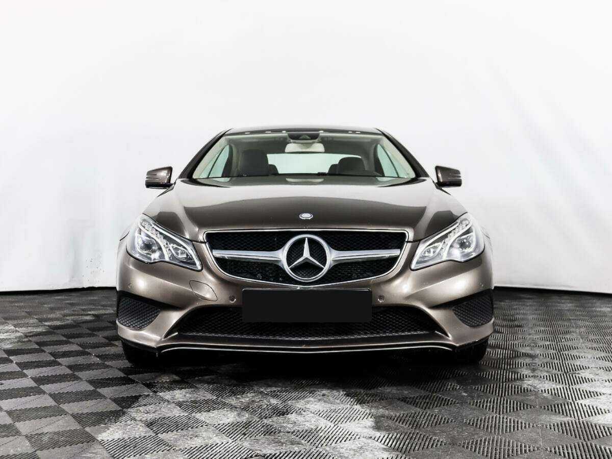 Мерседес-Бенц Е-Класс б/у, 2014, Автоматическая. Фото: #1