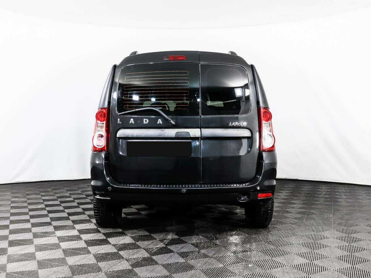 Лада (ВАЗ) Ларгус б/у, 2017, Механическая. Фото: #4