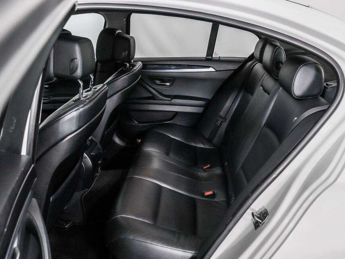 БМВ 5 серии б/у, 2013, Автоматическая. Фото: #10