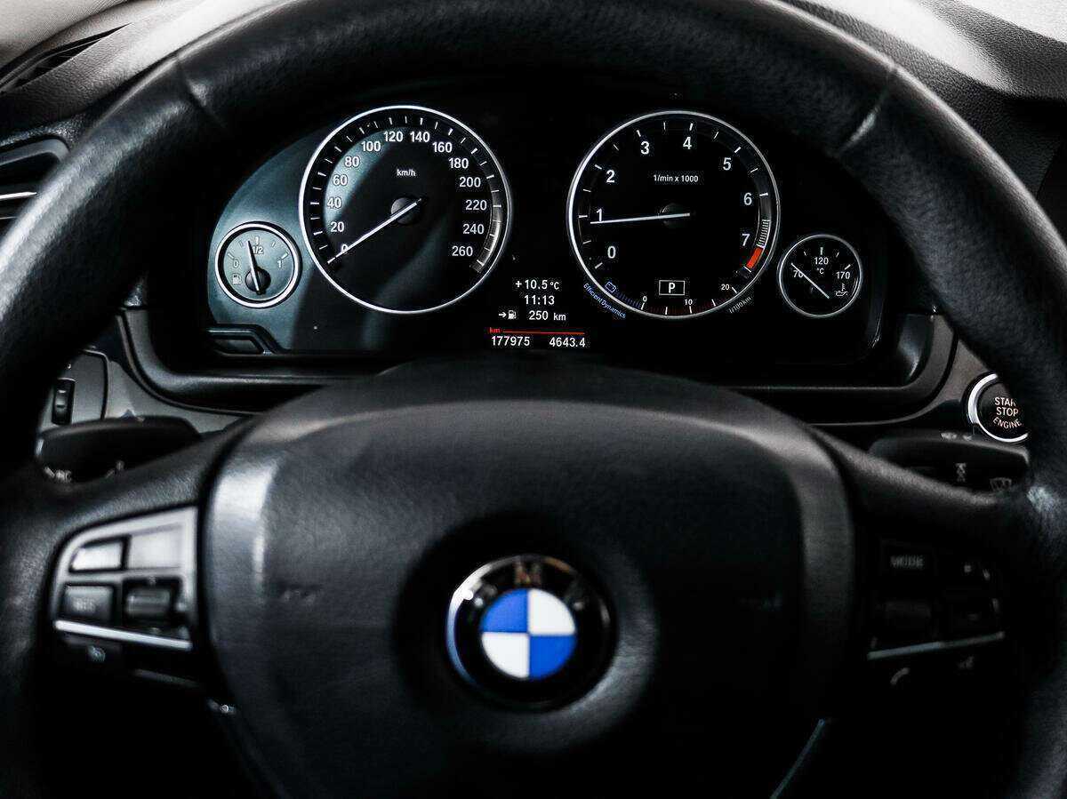 БМВ 5 серии б/у, 2013, Автоматическая. Фото: #16