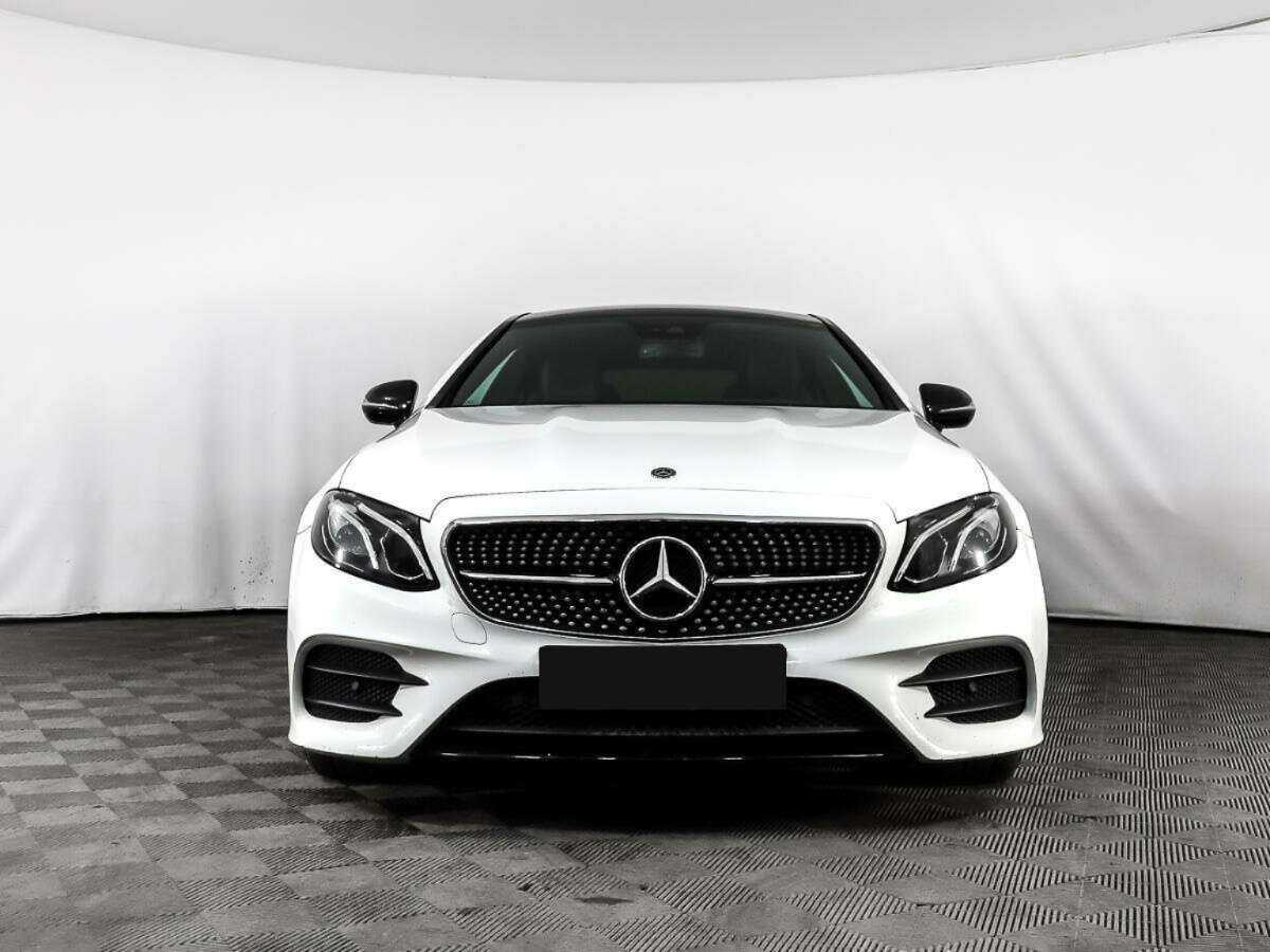 Мерседес-Бенц Е-Класс б/у, 2017, Автоматическая. Фото: #1