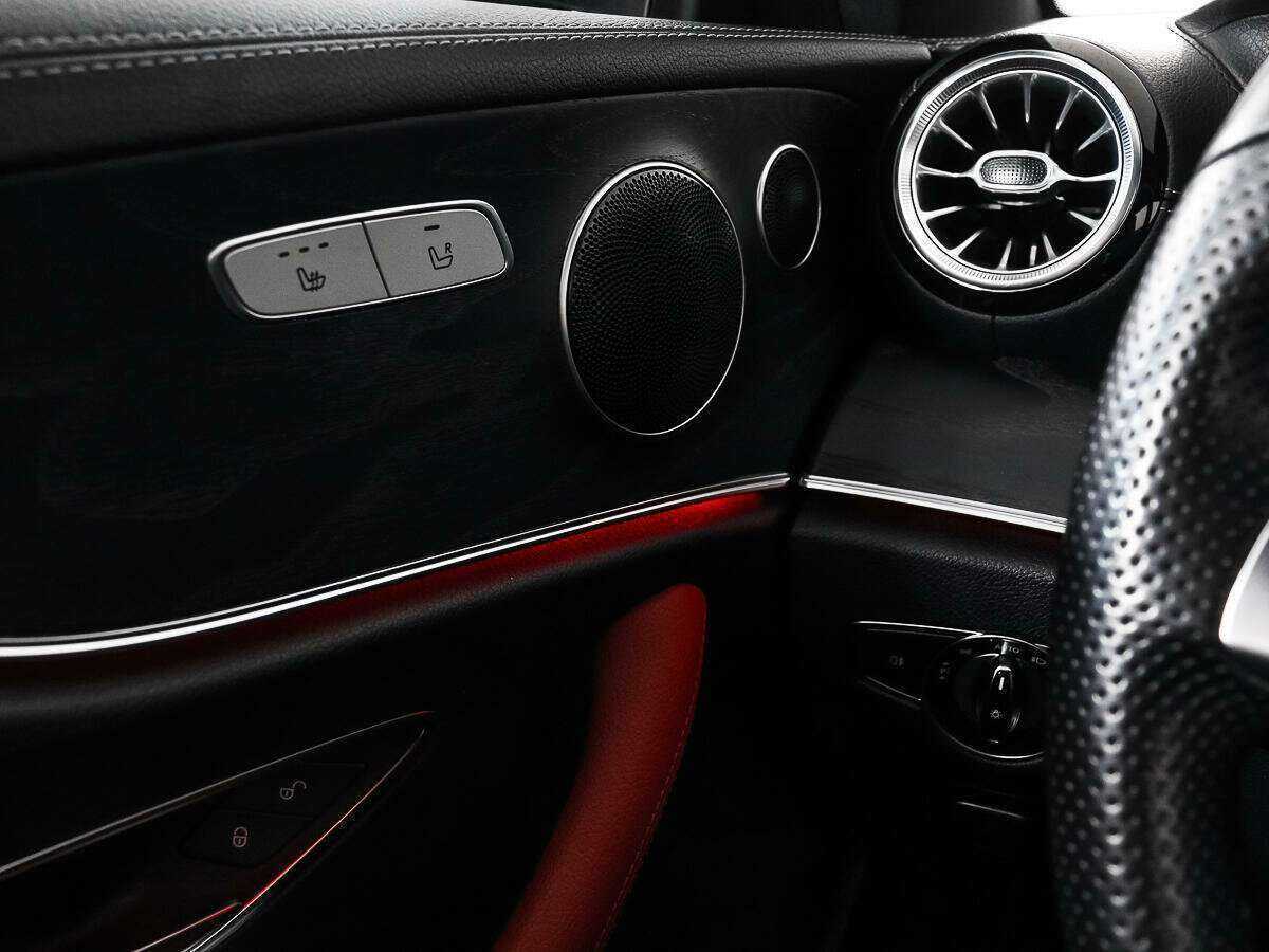 Мерседес-Бенц Е-Класс б/у, 2017, Автоматическая. Фото: #12