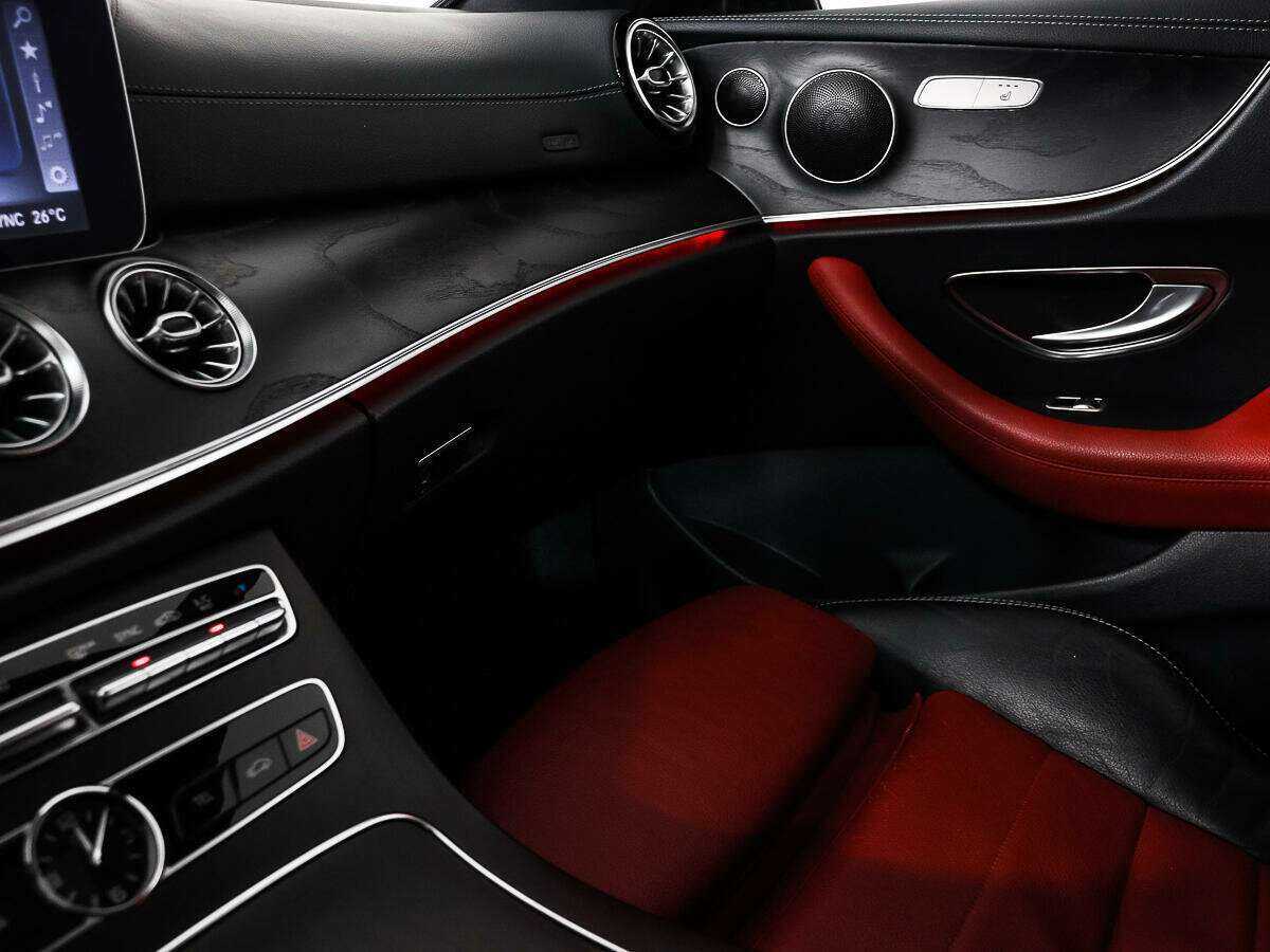 Мерседес-Бенц Е-Класс б/у, 2017, Автоматическая. Фото: #13