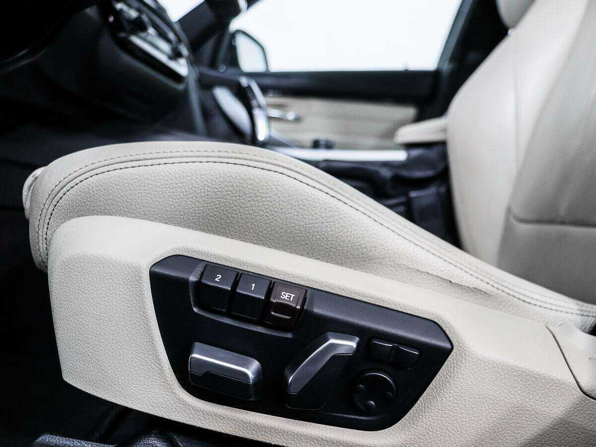 БМВ 3 серии б/у, 2015, Автоматическая. Фото: #6