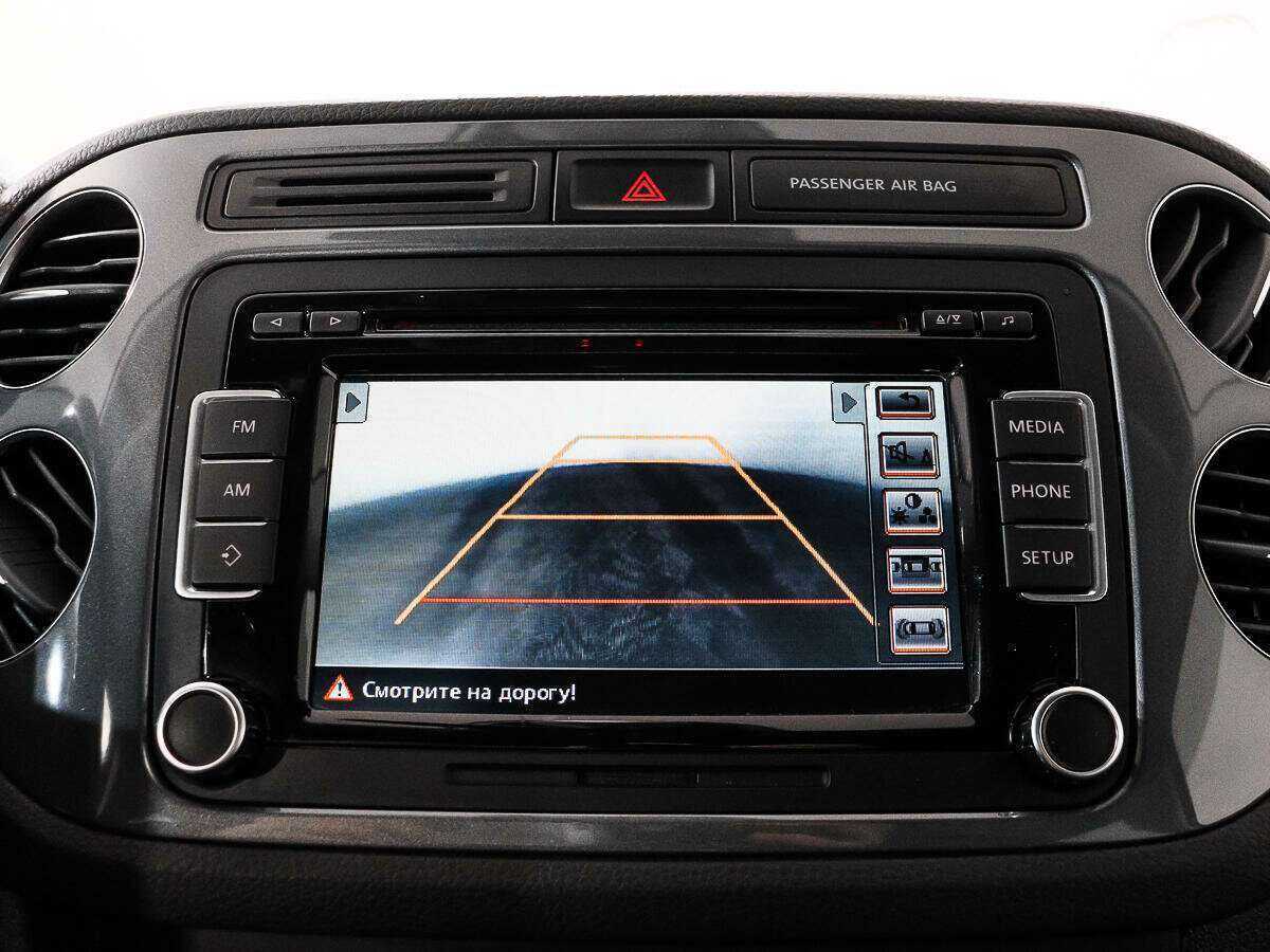 Volkswagen Tiguan б/у, 2015, Автоматическая. Фото: #15