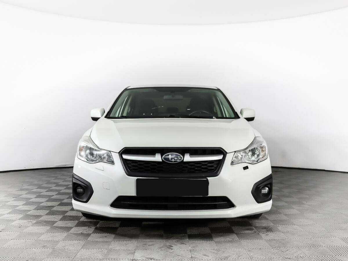 Subaru Impreza б/у, 2012, Механическая. Фото: #1